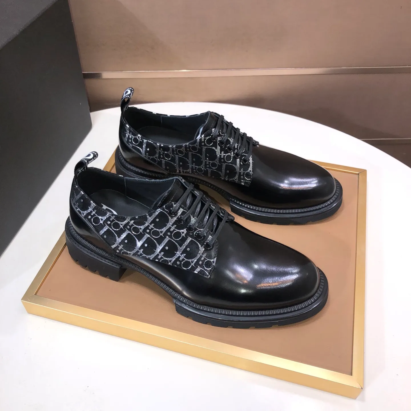 Men's shoes 💰720💰[Dior] (water-dyed cowhide lining) Dior original 1:1 high-quality factory, imported original materials, imported raw cowhide, water-dyed cowhide lining, original TPU outsole, code number: 38-44 (45 customized)